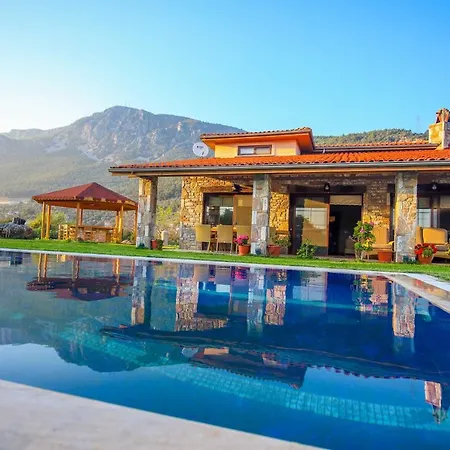 Villa Lemon Tree Ula